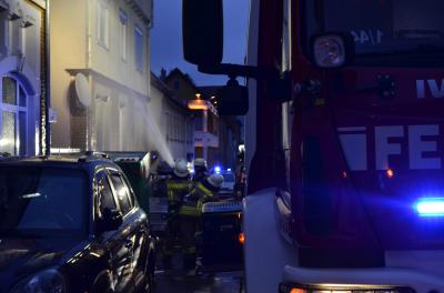 Tuttlingen: Wohnhaus brennt - ein Bewohner schwer verletzt